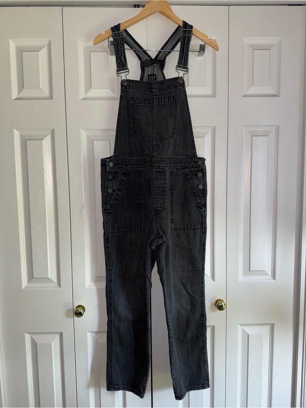 Gap denim overalls size pockets size M